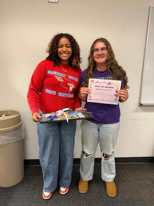 Gabrielle Czuba wins Cardinal Confection's "Cookie Wars" on Monday, Sept. 21. Photo Courtesy | Faith Monroe